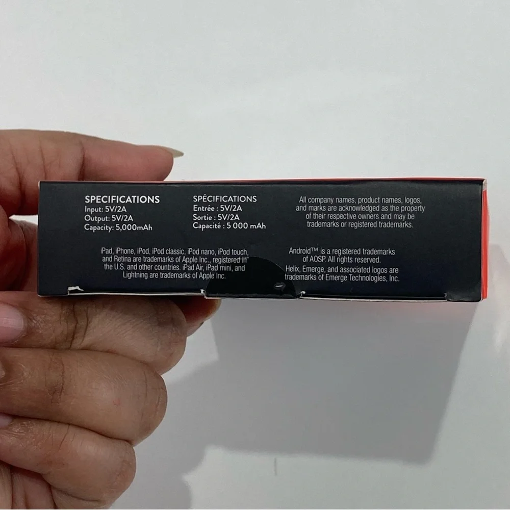 NWT Helix Power Bank 5,000 mAh with Dual USB-A Ports Black